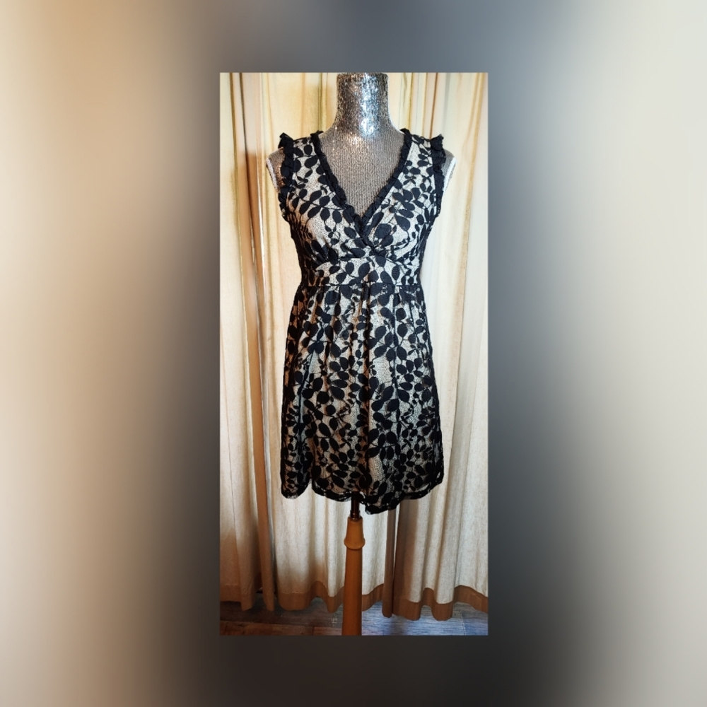 Forever 21 ( XXI ) Little Black dress